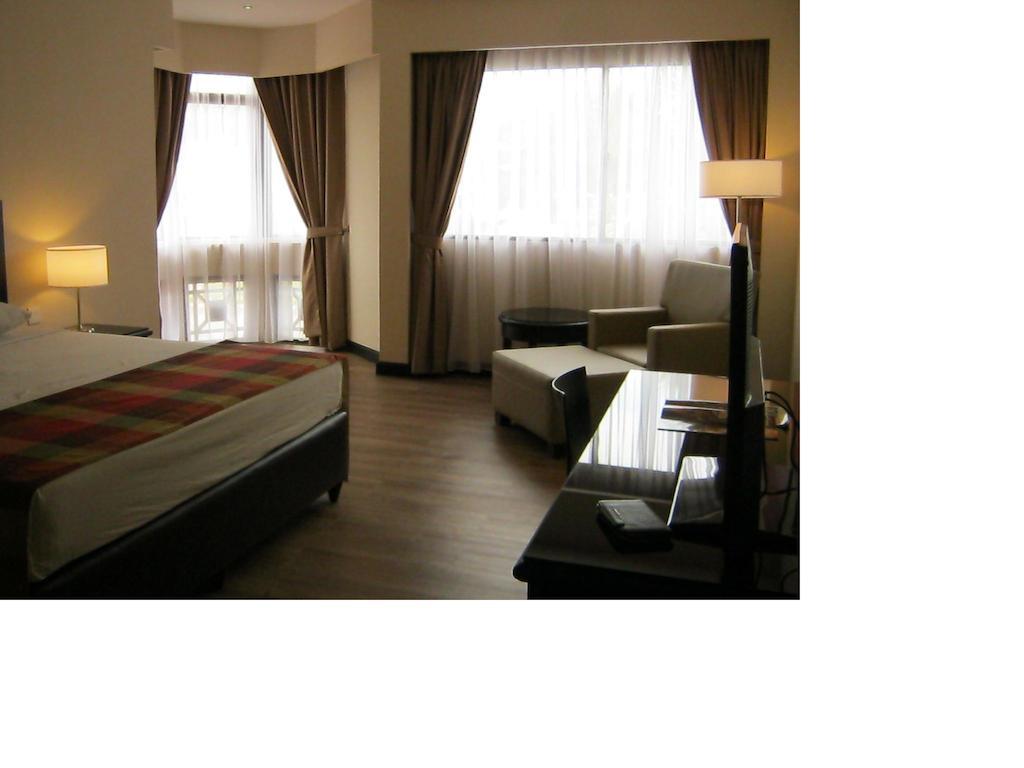 Grand Dormani Rajah Court Hotel Kuching Exteriér fotografie
